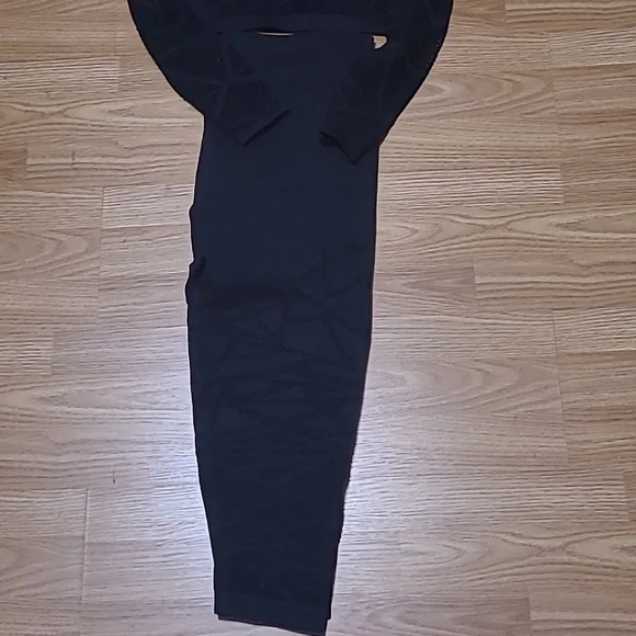 Fabletics set - Picture 2 of 3